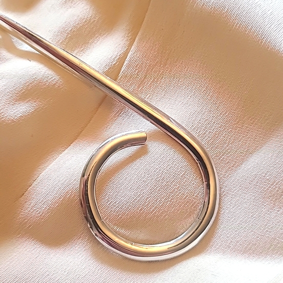 ASSYMETRIC STERLING COLLAR - Picture 3 of 4